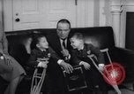Standbild Präsident Johnson Ostern Dichtungen Unterstützung Washington DC USA, 1964, aus Sekunde 51 historischem Filmmaterial Videoclip 65675036637