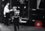 Image le Roi Olav V de Norvège Edimbourg Scotland, 1962, de la seconde 15 séquences d'archives historiques vidéo 65675036645