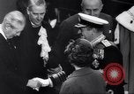 Image le Roi Olav V de Norvège Edimbourg Scotland, 1962, de la seconde 27 séquences d'archives historiques vidéo 65675036645