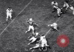 Image match de football Austin Texas USA, 1962, de la seconde 37 séquences d'archives historiques vidéo 65675036647