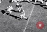Immagine di Partita di calcio Atlanta Georgia USA, 1956, secondo 23 filmato di repertorio 65675036653