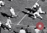 Immagine di Partita di calcio Atlanta Georgia USA, 1956, secondo 26 filmato di repertorio 65675036653