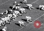 Immagine di Partita di calcio Atlanta Georgia USA, 1956, secondo 30 filmato di repertorio 65675036653