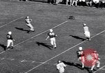 Immagine di Partita di calcio Atlanta Georgia USA, 1956, secondo 35 filmato di repertorio 65675036653
