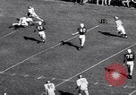 Immagine di Partita di calcio Atlanta Georgia USA, 1956, secondo 36 filmato di repertorio 65675036653
