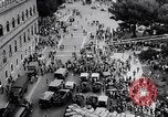 Standbild Student rally Unterstützung der ungarischen Revolution Rom Italien, 1956, aus Sekunde 10 historischem Filmmaterial Videoclip 65675036658