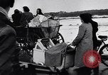 Immagine di I civili migrare Ungheria, 1956, secondo 13 filmato di repertorio 65675036664