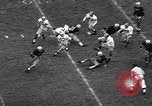 Immagine di Partita di calcio Iowa City Iowa USA, 1956, secondo 20 filmato di repertorio 65675036668