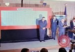 Standbild Vietnam draft Lotterie Washington DC USA, 1969, aus Sekunde 20 historischem Filmmaterial Videoclip 65675036675