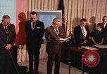 Standbild Vietnam draft Lotterie Washington DC USA, 1969, aus Sekunde 52 historischem Filmmaterial Videoclip 65675036675