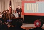 Standbild Selective Service in Aktion Washington DC USA, 1969, aus Sekunde 25 historischem Filmmaterial Videoclip 65675036676