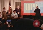 Standbild Selective Service in Aktion Washington DC USA, 1969, aus Sekunde 42 historischem Filmmaterial Videoclip 65675036676