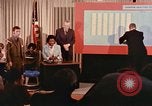 Standbild Selective Service in Aktion Washington DC USA, 1969, aus Sekunde 46 historischem Filmmaterial Videoclip 65675036676