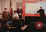 Standbild Selective Service in Aktion Washington DC USA, 1969, aus Sekunde 47 historischem Filmmaterial Videoclip 65675036676
