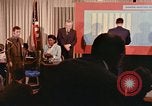 Standbild Selective Service in Aktion Washington DC USA, 1969, aus Sekunde 55 historischem Filmmaterial Videoclip 65675036676