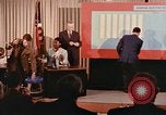 Standbild Selective Service in Aktion Washington DC USA, 1969, aus Sekunde 59 historischem Filmmaterial Videoclip 65675036676