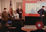 Standbild Selective Service in Aktion Washington DC USA, 1969, aus Sekunde 61 historischem Filmmaterial Videoclip 65675036676