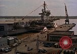 Image United States Ship Kitty Hawk CVA-63 Philadelphia Pennsylvania USA, 1961, de la seconde 25 séquences d'archives historiques vidéo 65675036685