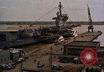 Image United States Ship Kitty Hawk CVA-63 Philadelphia Pennsylvania USA, 1961, de la seconde 26 séquences d'archives historiques vidéo 65675036685