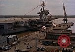 Image United States Ship Kitty Hawk CVA-63 Philadelphia Pennsylvania USA, 1961, de la seconde 30 séquences d'archives historiques vidéo 65675036685