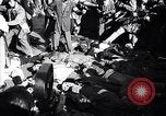 Image cadavre de Mussolini Milan Italie, 1945, de la seconde 5 séquences d'archives historiques vidéo 65675036686