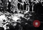 Image cadavre de Mussolini Milan Italie, 1945, de la seconde 8 séquences d'archives historiques vidéo 65675036686