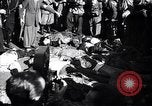 Image cadavre de Mussolini Milan Italie, 1945, de la seconde 11 séquences d'archives historiques vidéo 65675036686