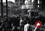 Image cadavre de Mussolini Milan Italie, 1945, de la seconde 33 séquences d'archives historiques vidéo 65675036686