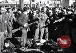 Image la mort de Mussolini Milan Italie, 1945, de la seconde 30 séquences d'archives historiques vidéo 65675036687