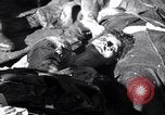Image la mort de Mussolini Milan Italie, 1945, de la seconde 26 séquences d'archives historiques vidéo 65675036688