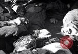 Image la mort de Mussolini Milan Italie, 1945, de la seconde 28 séquences d'archives historiques vidéo 65675036688