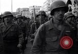 Image les troupes alliées marching Gênes Italie, 1945, de la seconde 9 séquences d'archives historiques vidéo 65675036691