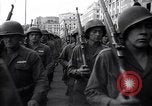 Image les troupes alliées marching Gênes Italie, 1945, de la seconde 11 séquences d'archives historiques vidéo 65675036691