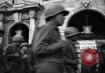 Image les troupes alliées marching Gênes Italie, 1945, de la seconde 48 séquences d'archives historiques vidéo 65675036691