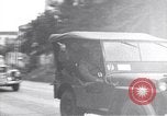 Image les partisans italiens round up plusieurs fonctionnaires fasciste Ivrea Italie, 1945, de la seconde 27 séquences d'archives historiques vidéo 65675036692