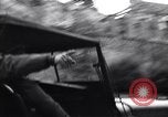 Image les partisans italiens round up plusieurs fonctionnaires fasciste Ivrea Italie, 1945, de la seconde 29 séquences d'archives historiques vidéo 65675036692