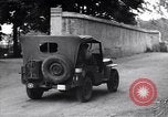 Image les partisans italiens round up plusieurs fonctionnaires fasciste Ivrea Italie, 1945, de la seconde 32 séquences d'archives historiques vidéo 65675036692