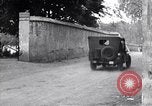Image les partisans italiens round up plusieurs fonctionnaires fasciste Ivrea Italie, 1945, de la seconde 34 séquences d'archives historiques vidéo 65675036692