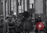 Image les troupes allemandes et italiennes commencer le rapatriement Italie, 1945, de la seconde 26 séquences d'archives historiques vidéo 65675036695