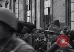 Image les troupes allemandes et italiennes commencer le rapatriement Italie, 1945, de la seconde 30 séquences d'archives historiques vidéo 65675036695