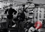 Image des soldats britanniques à visiter Venise Venise Italie, 1945, de la seconde 56 séquences d'archives historiques vidéo 65675036697