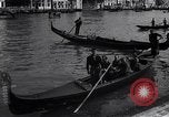 Image des soldats britanniques à visiter Venise Venise Italie, 1945, de la seconde 62 séquences d'archives historiques vidéo 65675036697