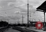 Image endommagé railroad station Munich Allemagne, 1945, de la seconde 38 séquences d'archives historiques vidéo 65675036699