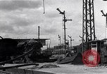 Image endommagé railroad station Munich Allemagne, 1945, de la seconde 59 séquences d'archives historiques vidéo 65675036699