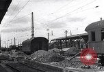 Image détruit Munich Railroad Station Munich Allemagne, 1945, de la seconde 29 séquences d'archives historiques vidéo 65675036700