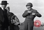 Image Jefferson Caffery Ausgburg Allemagne, 1945, de la seconde 54 séquences d'archives historiques vidéo 65675036701