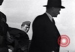 Image Jefferson Caffery Ausgburg Allemagne, 1945, de la seconde 59 séquences d'archives historiques vidéo 65675036701