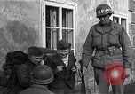 Image jeunes soldats allemands Imst Autriche, 1945, de la seconde 17 séquences d'archives historiques vidéo 65675036702
