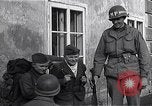 Image jeunes soldats allemands Imst Autriche, 1945, de la seconde 19 séquences d'archives historiques vidéo 65675036702