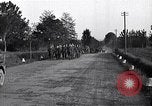Image les troupes allemandes mars Ivrea Italie, 1945, de la seconde 8 séquences d'archives historiques vidéo 65675036703